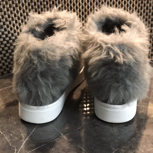 Brash Gray Faux Fur Trimmed Ankle Booties/Shoes Size 8.5 - Picture 5 of 11